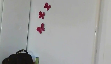 Студент со своей однокурсницей шпилится дома перед веб камерой